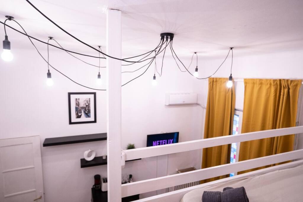 Appartement Cozy Studio Near Cismigiu Park à Bucarest Extérieur photo